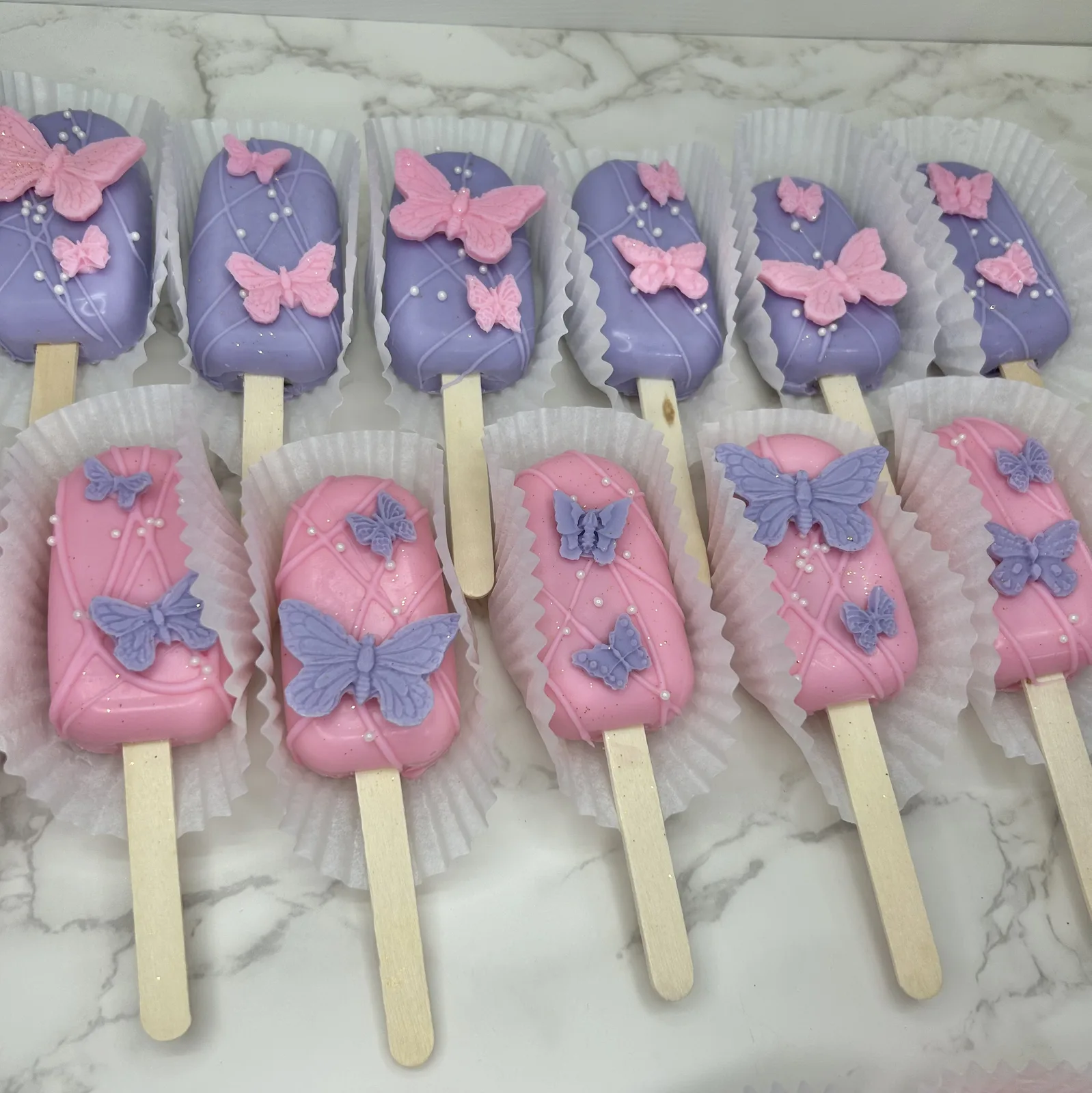 Cakesicles